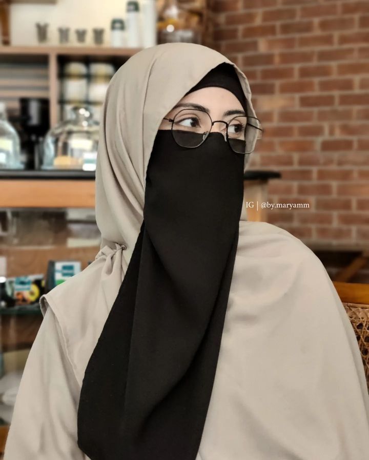 Black Niqab